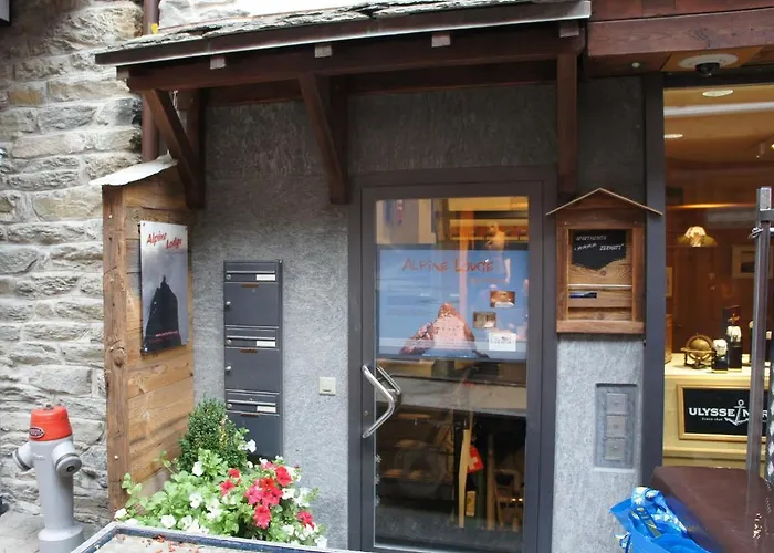 阿尔卑斯洛奇酒店